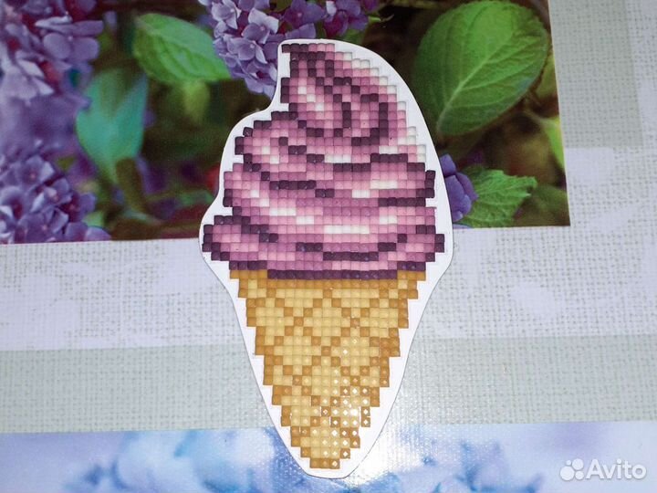 Магнит на холодильник ручная работа