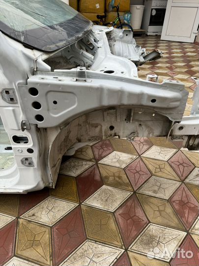 Веста Cross Клыло, арка, лонжерон