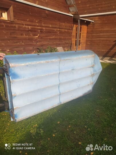 Лодка Романтика