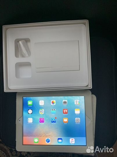 Планшет Apple iPad 3 б/у