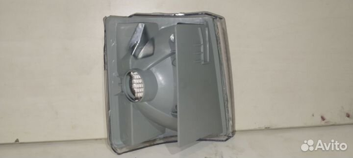 Ук. поворота левый Volkswagen transporter t4