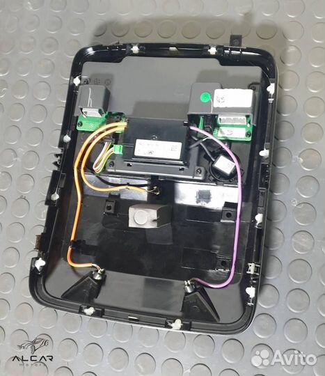 Консоль в потолке Land Rover Range Rover Velar