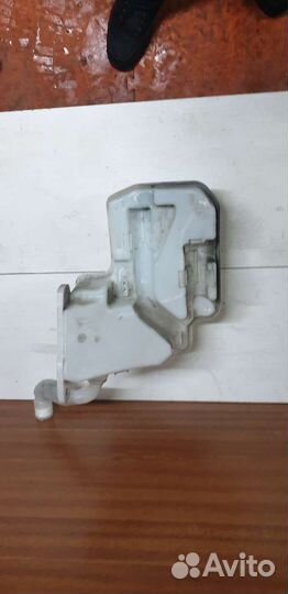 Бачок омывателя бу Skoda Octavia A7 OEM 5Q0955449