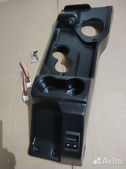 Тоннель пола нива урбан кнопки+прикуриватель