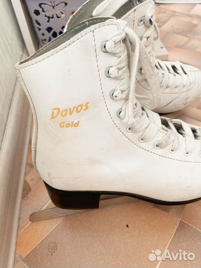 Коньки фигурные 38 размер