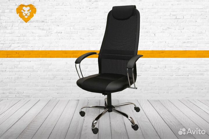 Офисное компьютерное кресло