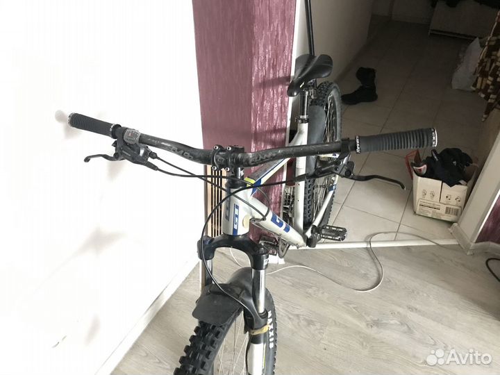 Велосипед горный GT Avalanche Comp