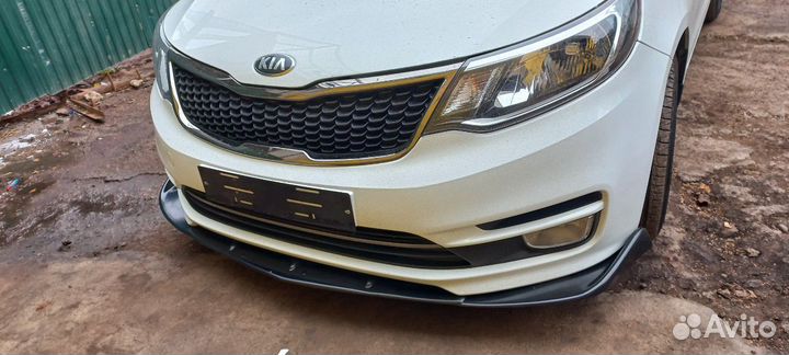 Сплиттер на передний бампер, универсальный