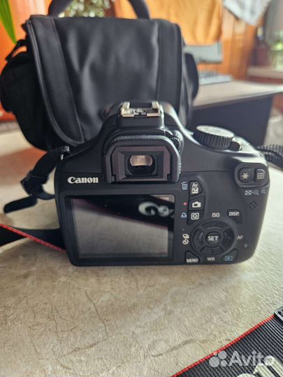 Зеркальный фотоаппарат canon