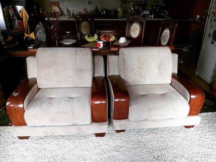 Перетяжка мебели