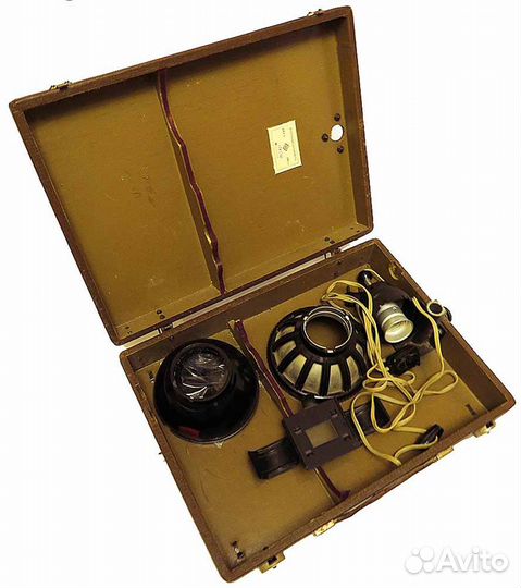 Фотоувеличитель «упа-3» 1962 года