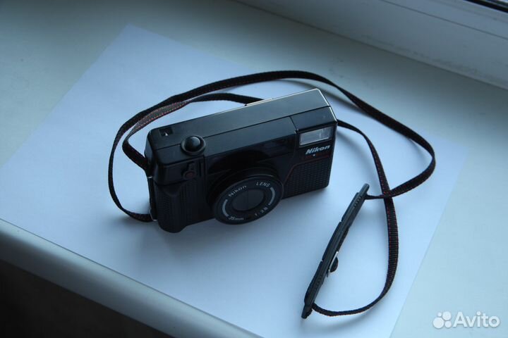 Nikon L35AF 2 пленочный фотоаппарат