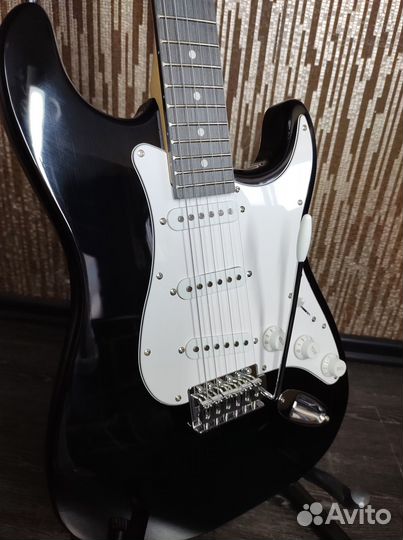 Электрогитара