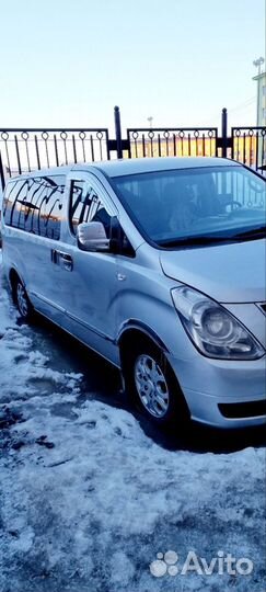 Hyundai Grand Starex 2.5 AT, 2009, 280 000 км