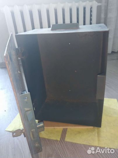 Сейф встраиваемый СССР