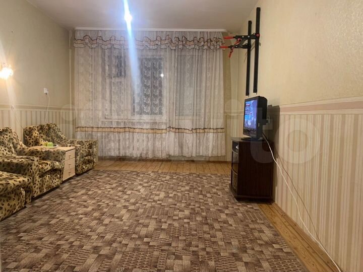 3-к. квартира, 82 м², 7/10 эт.