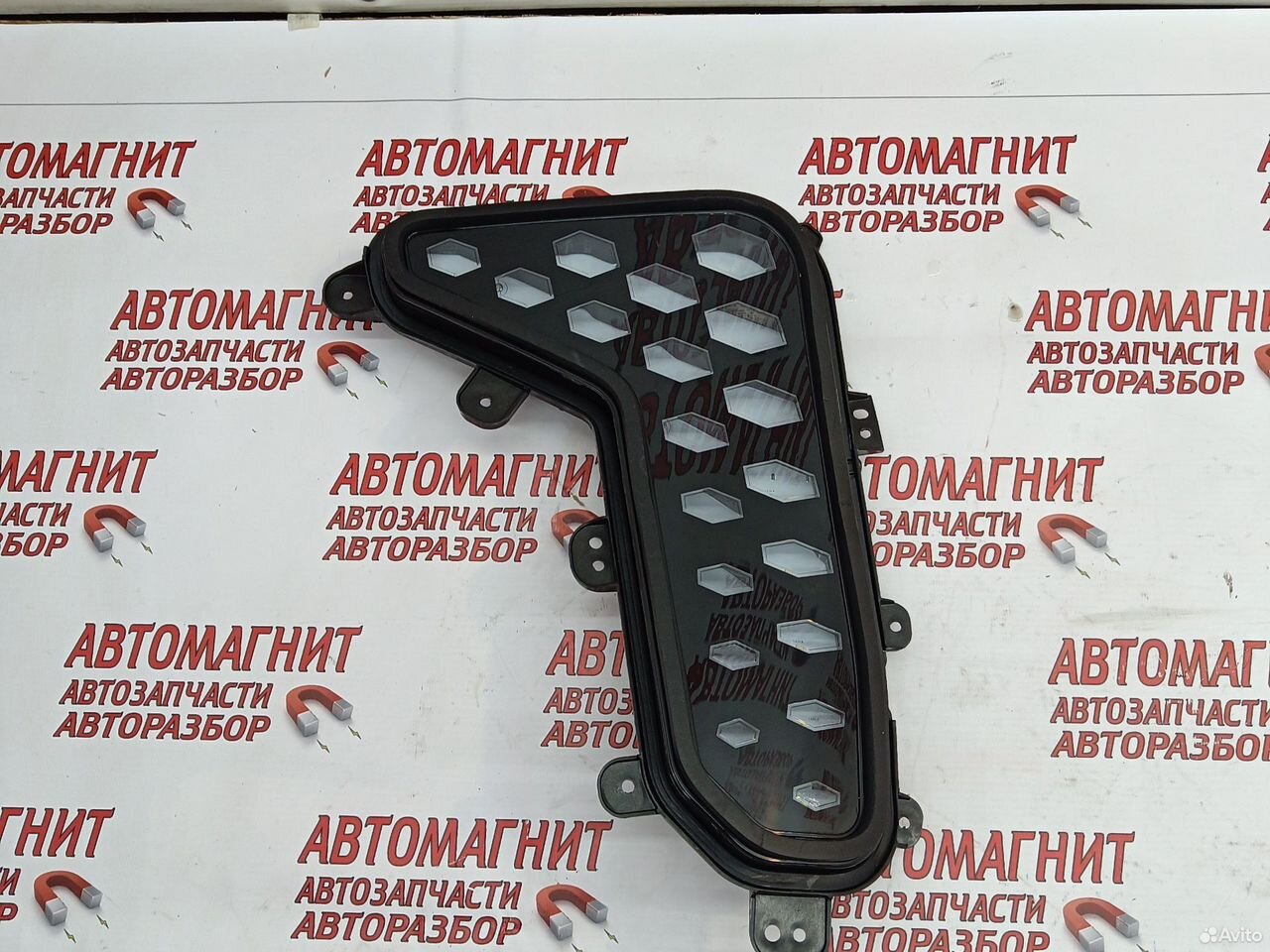 Декоративная лампа бампера левая Omoda C7