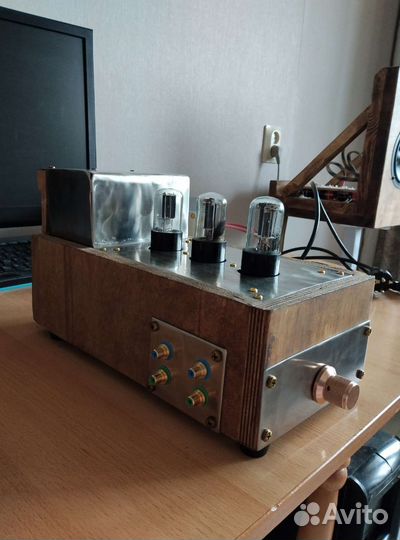 Предусилитель на лампах 6н8с