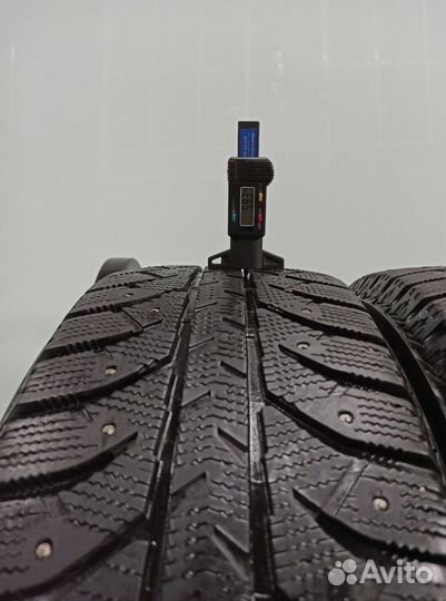 Bridgestone Ice Cruiser 7000 215/60 R17