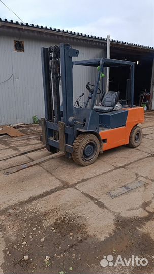 Погрузчик 3,5т болгарский