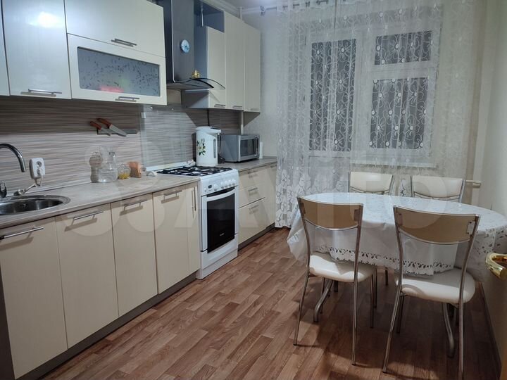 1-к. квартира, 38 м², 4/10 эт.