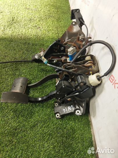 Комплект педалей Lincoln Navigator 3 07г