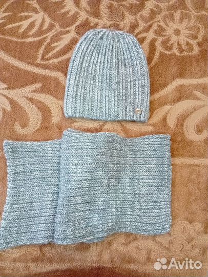 Комплект шапка и снуд зима