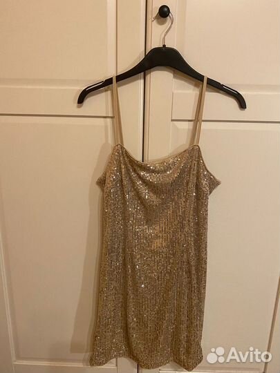 Платье с паетками h&m, новое, размер S, M
