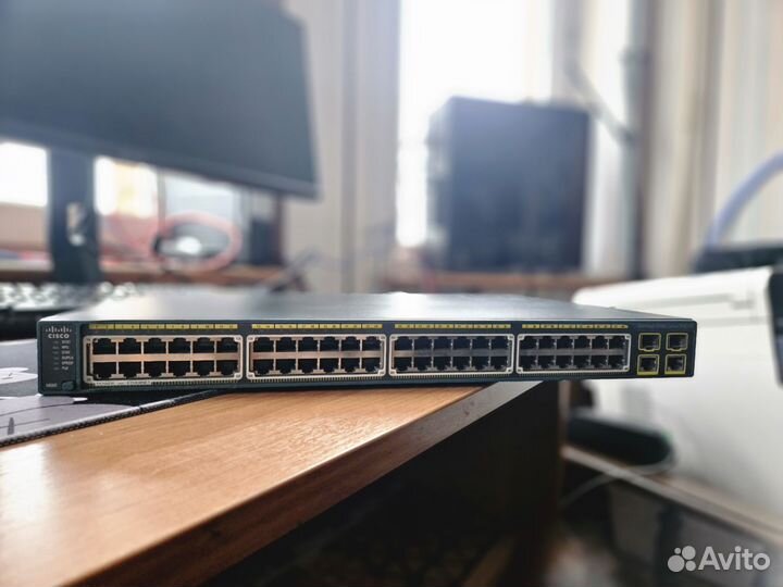 Рoe-Коммутатор Cisco