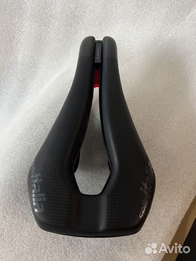 Седло для шоссе / триатлона Sella Italia watt