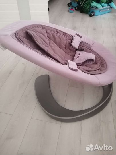 Шезлонг nuna leaf