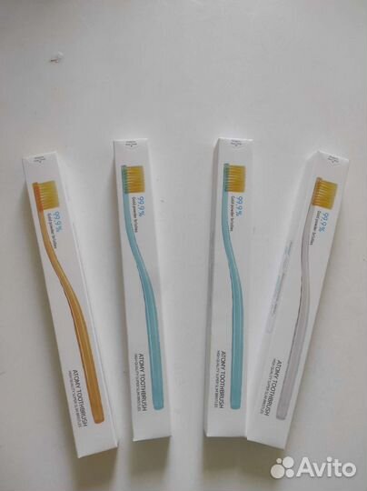 Зубная щетка