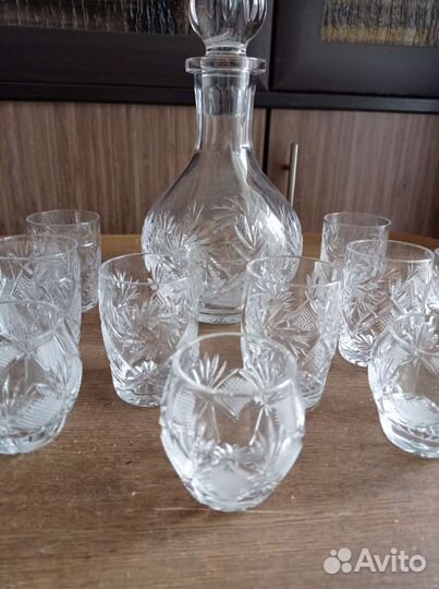 Графин хрустальный с рюмками
