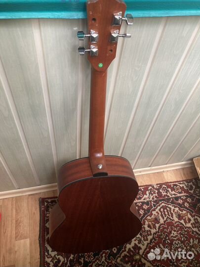 Акустические гитары на ремонт