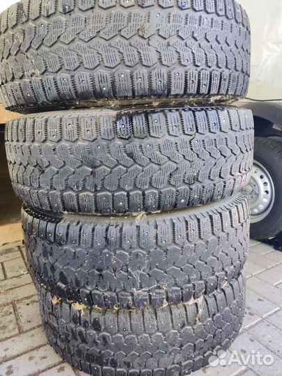 Зимняя резина r16 на дисках. Гранд Витара