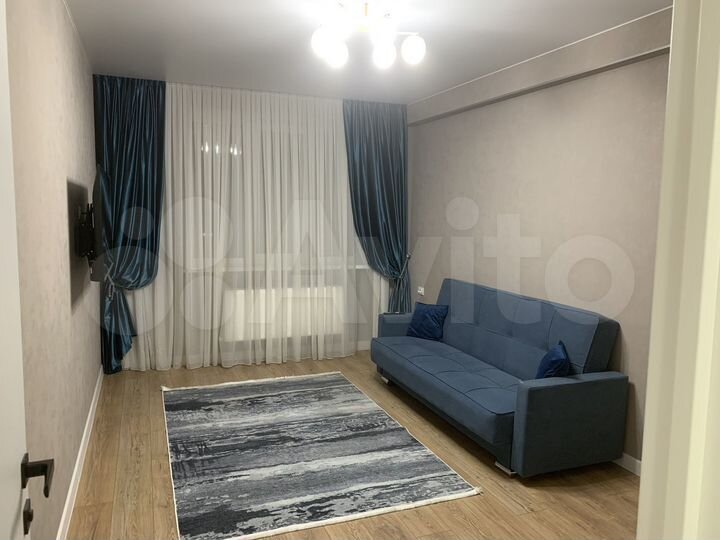 2-к. квартира, 70 м², 3/9 эт.