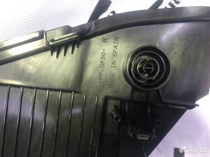 Правый корпус фары BMW 4 series F32 2017-2020 Рест