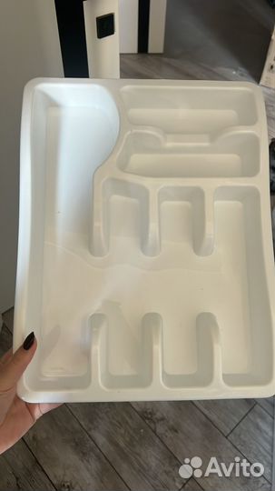 Лоток для столовых приборов