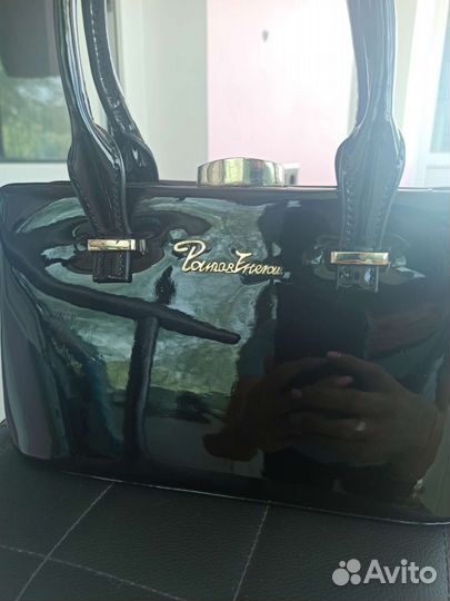 Сумка лаковая черная.Торг уместен