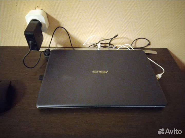 Asus VivoBook X542UQ-DM285