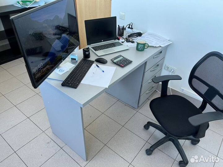 Стол офисный