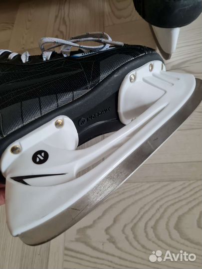 Коньки хоккейные детские