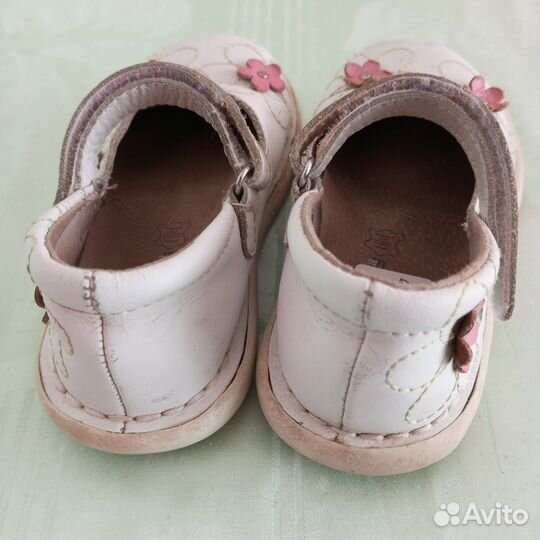 Туфли для девочки 26 размер