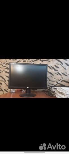 Монитор Samsung