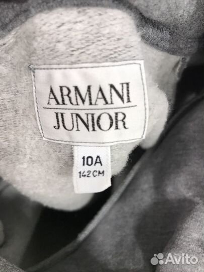 Платье Armani р. 142