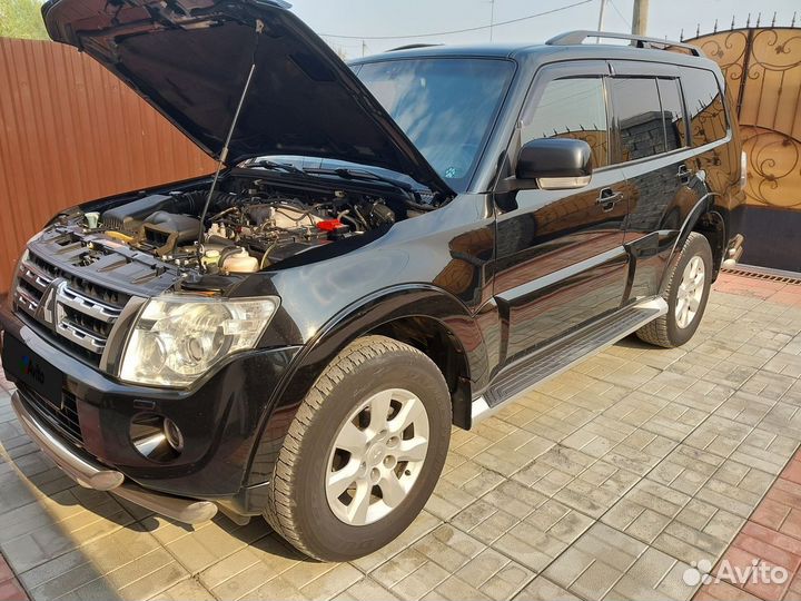 Mitsubishi Pajero, 2011