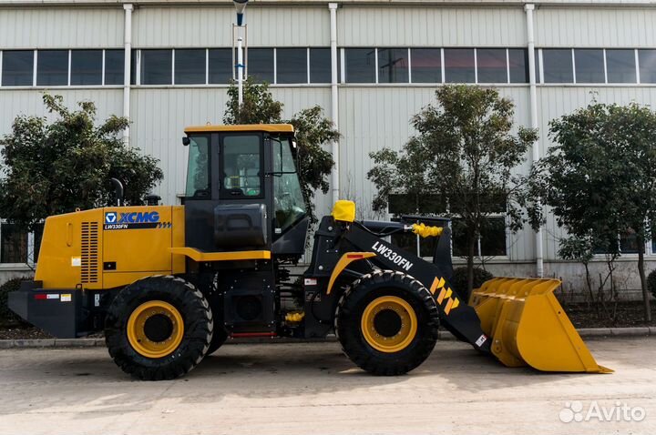 Фронтальный погрузчик XCMG LW330RU, 2022