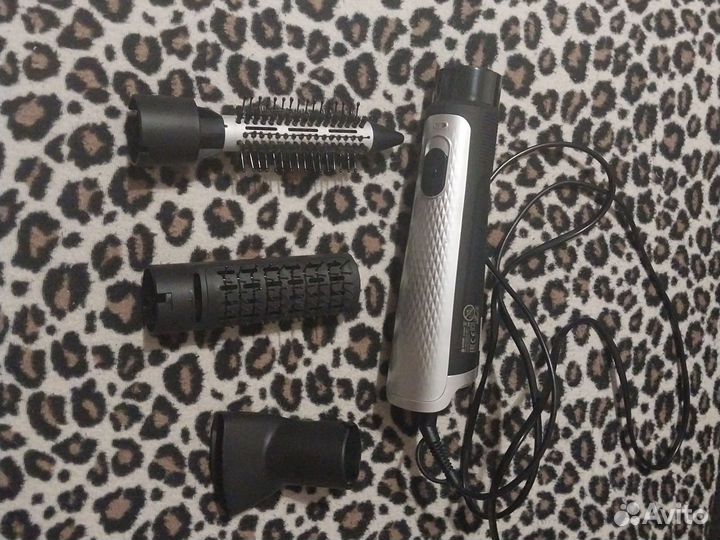 Фен щетка новая