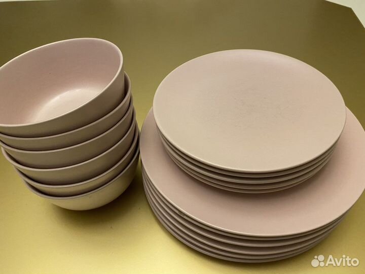 Набор столовой посуды на 6 персон