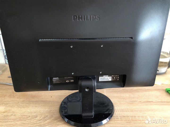 Монитор Philips 236V4L